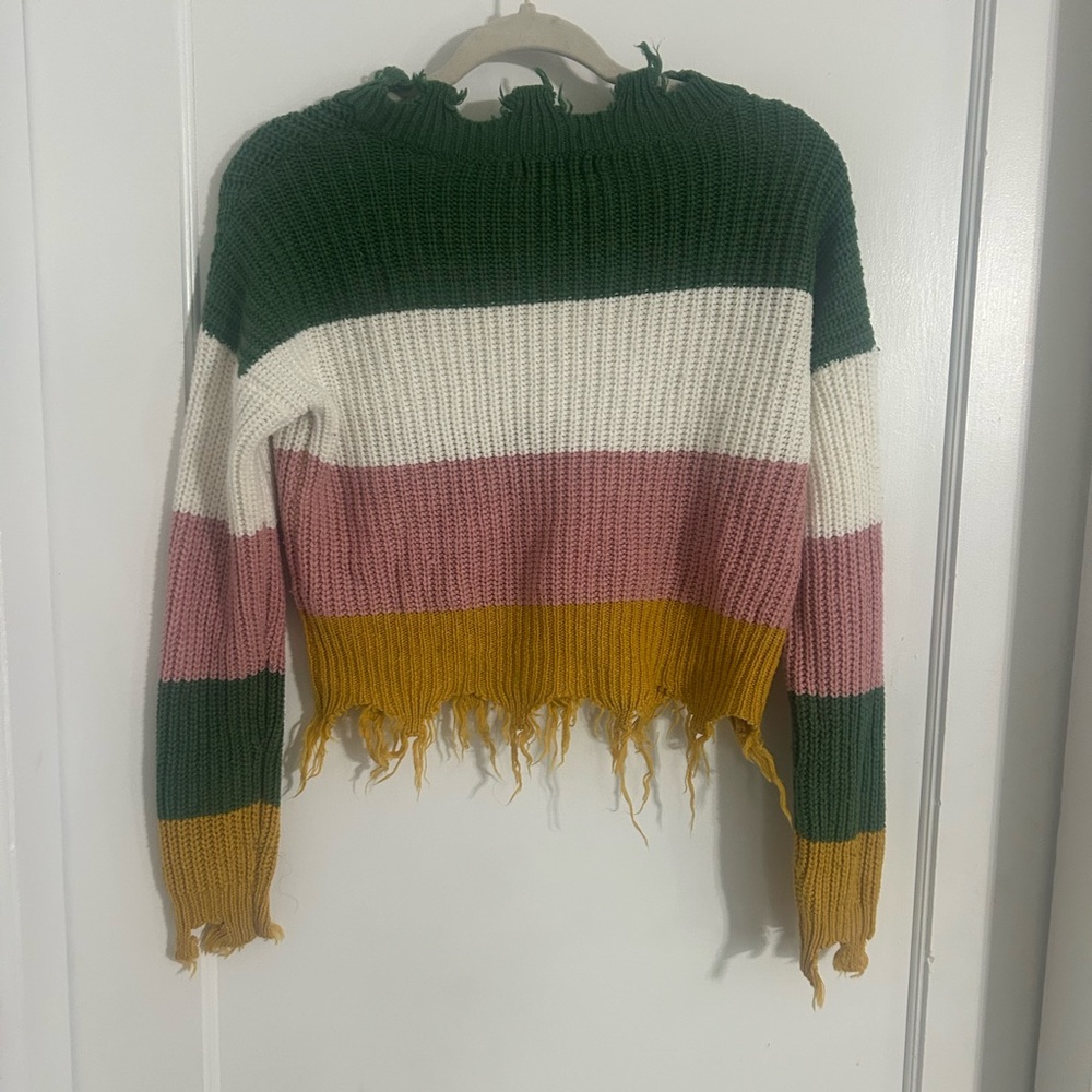 Full Circle Trends Distressed Frayed Cropped Color Block Sweater - Picture 4 of 4